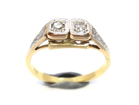 ANTIQUE 18ct Gold & Two Stone Diamond Ring