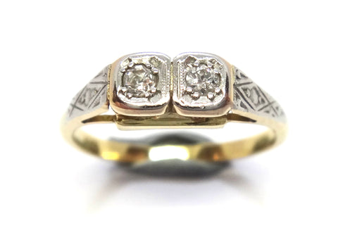 ANTIQUE 18ct Gold & Two Stone Diamond Ring