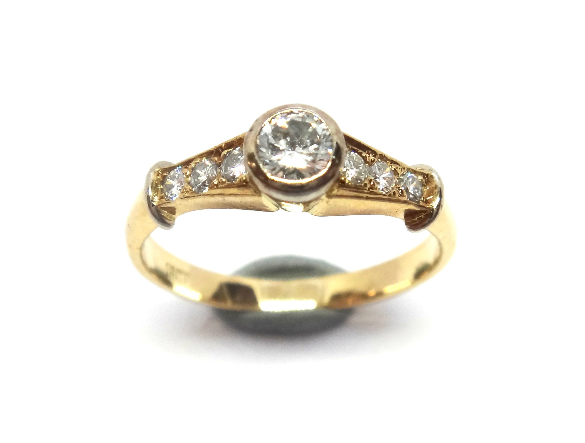 18ct Yellow Gold & DIAMOND Ring VAL $3,025