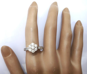 9ct White Gold & DIAMOND Daisy Ring