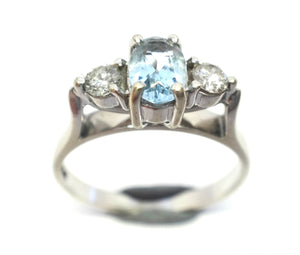 18ct White GOLD, Aquamarine & Diamond Ring