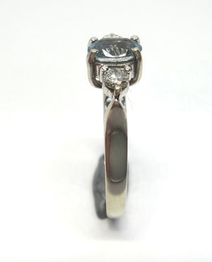 18ct White GOLD, Aquamarine & Diamond Ring
