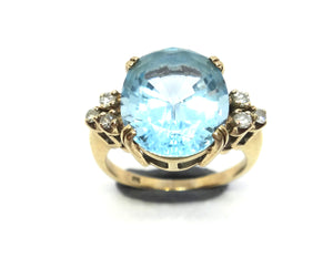 9ct Yellow Gold, Blue TOPAZ & Diamond Ring