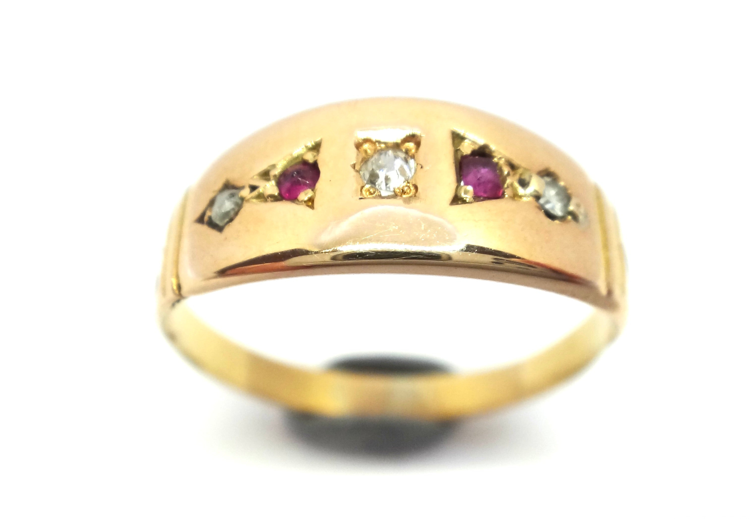 ANTIQUE 18ct Yellow Gold, Ruby & Diamond Ring c.1890
