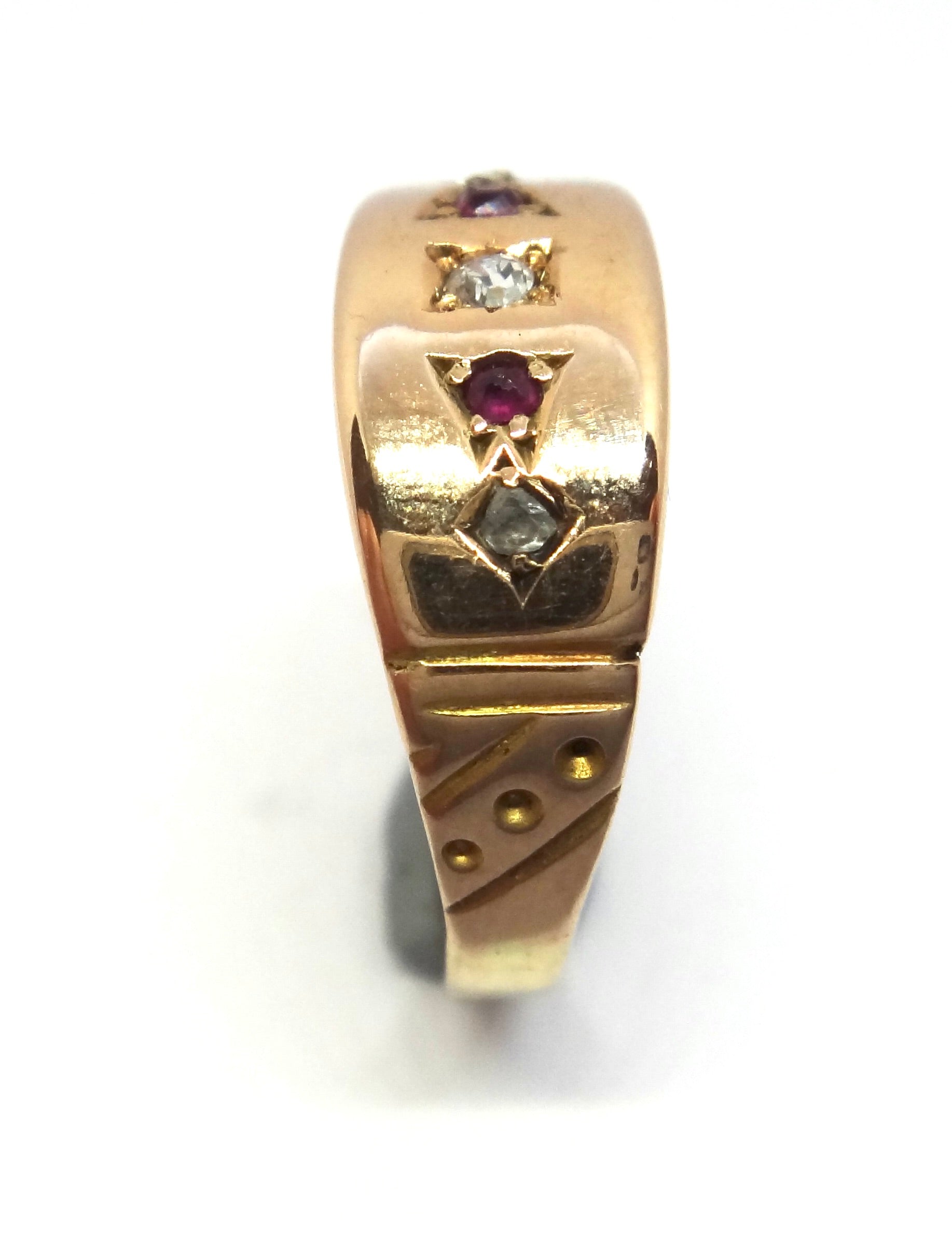 ANTIQUE 18ct Yellow Gold, Ruby & Diamond Ring c.1890