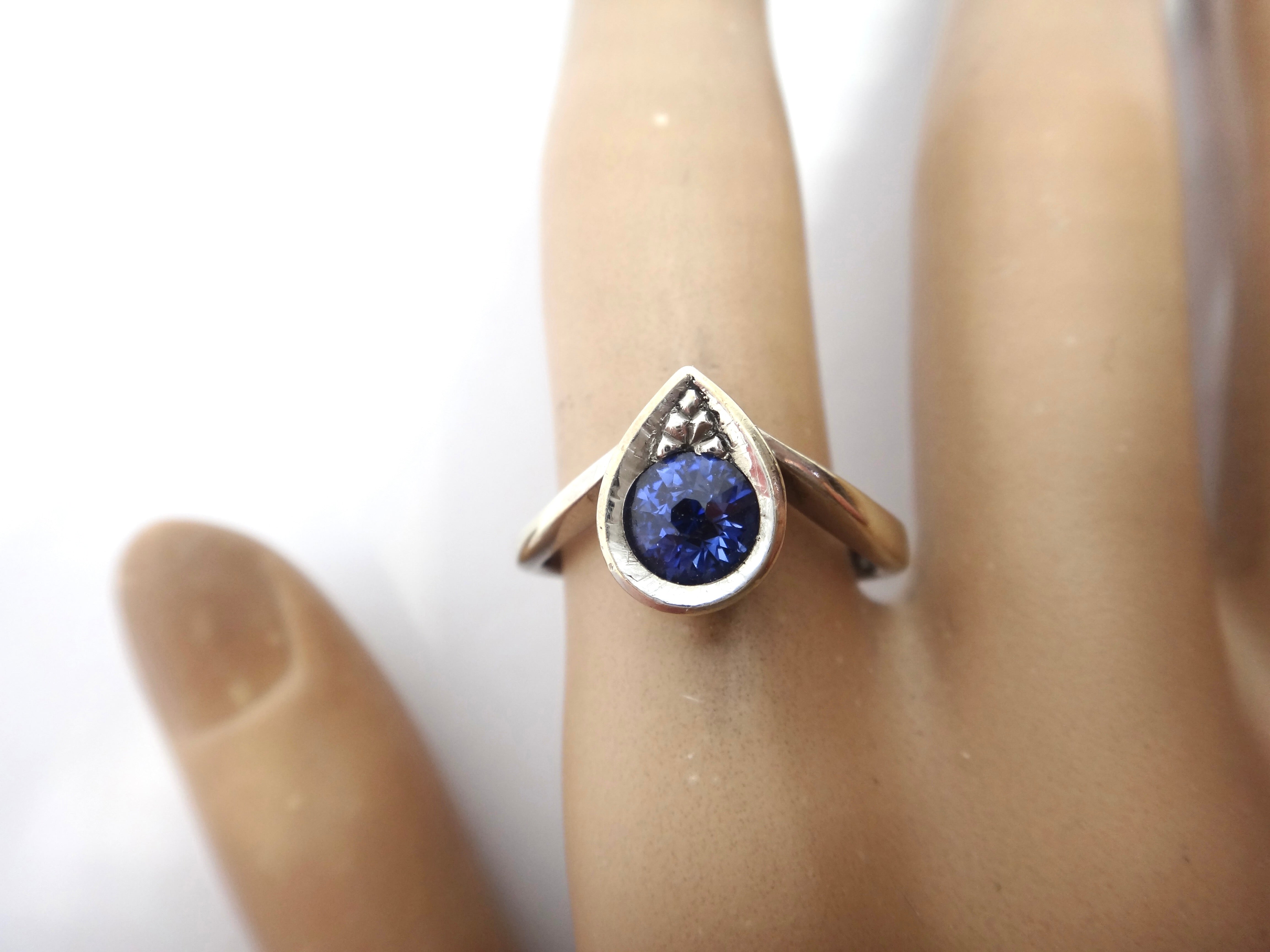 Handmade 9ct White GOLD & Sapphire, Pear Shaped Ring - VAL $4,430