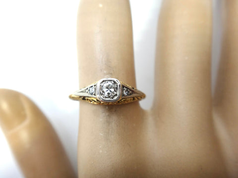 ANTIQUE 18ct Yellow Gold, Platinum & Diamond Ring c.1940