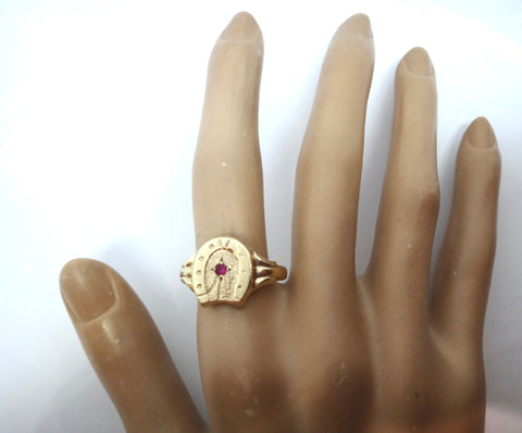 9ct Yellow GOLD & Paste, Horse Shoe Ring c.1950