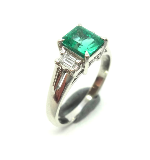 Platinum, EMERALD & Diamond Ring, VAL $7,350