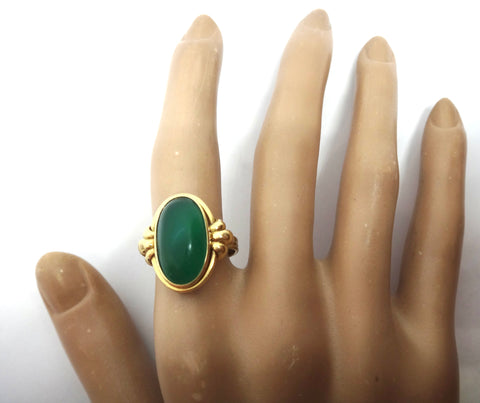 18ct Yellow GOLD & Cabochon Chrysoprase Ring