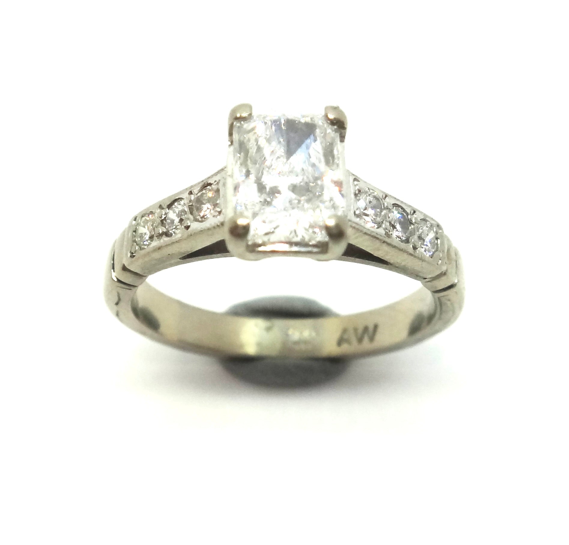 HANDMADE 18ct White Gold & Radiant Cut Diamond Ring with GIA & VAL $13,450