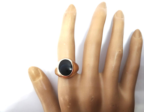 9ct Yellow Gold & Onyx Oval Signet Ring
