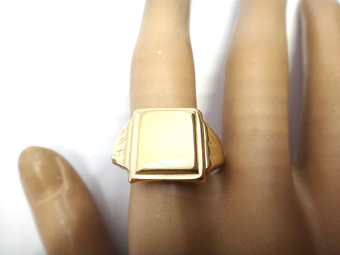 9ct Yellow Gold Square Signet Ring