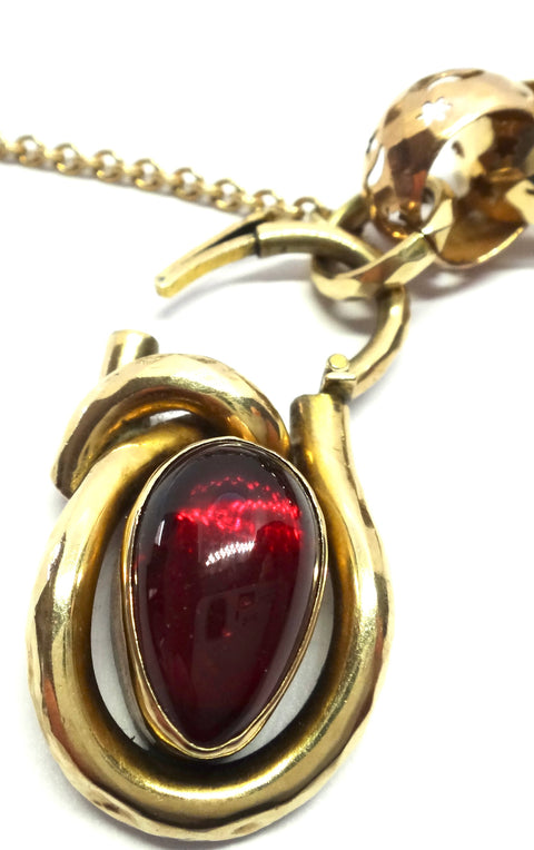 ANTIQUE 9ct Gold Pierced Link Bracelet with Cabochon Garnet Lock c.1850