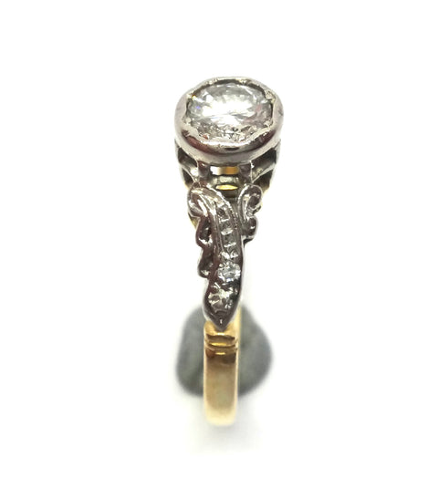 1940s 18ct Gold,Platinum & Diamond Ring - VAL $3,250