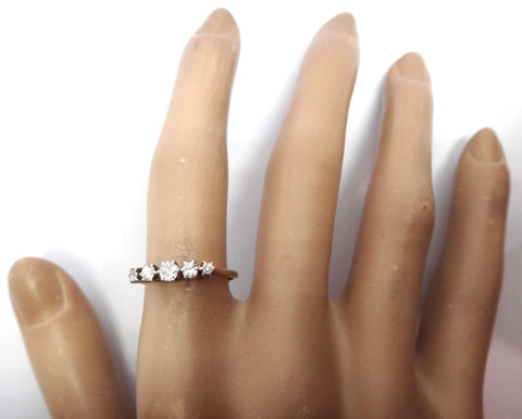 ANTIQUE 18ct Gold & 5 Stone Diamond Ring c.1940