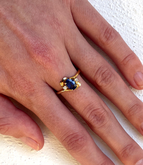 18CT Yellow GOLD, Fine Blue Ceylon Sapphire Ring VAL $4,700