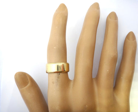 18CT Yellow GOLD Patterned Band Ring