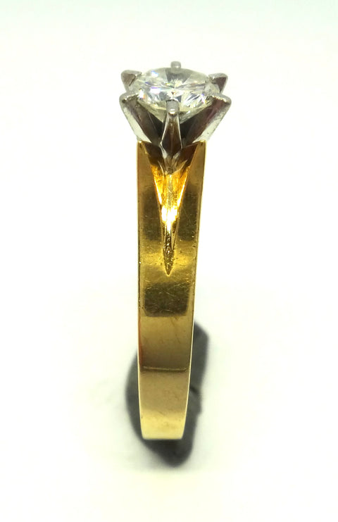 18CT Yellow GOLD & RBC Diamond Solitaire Ring VAL $4,900