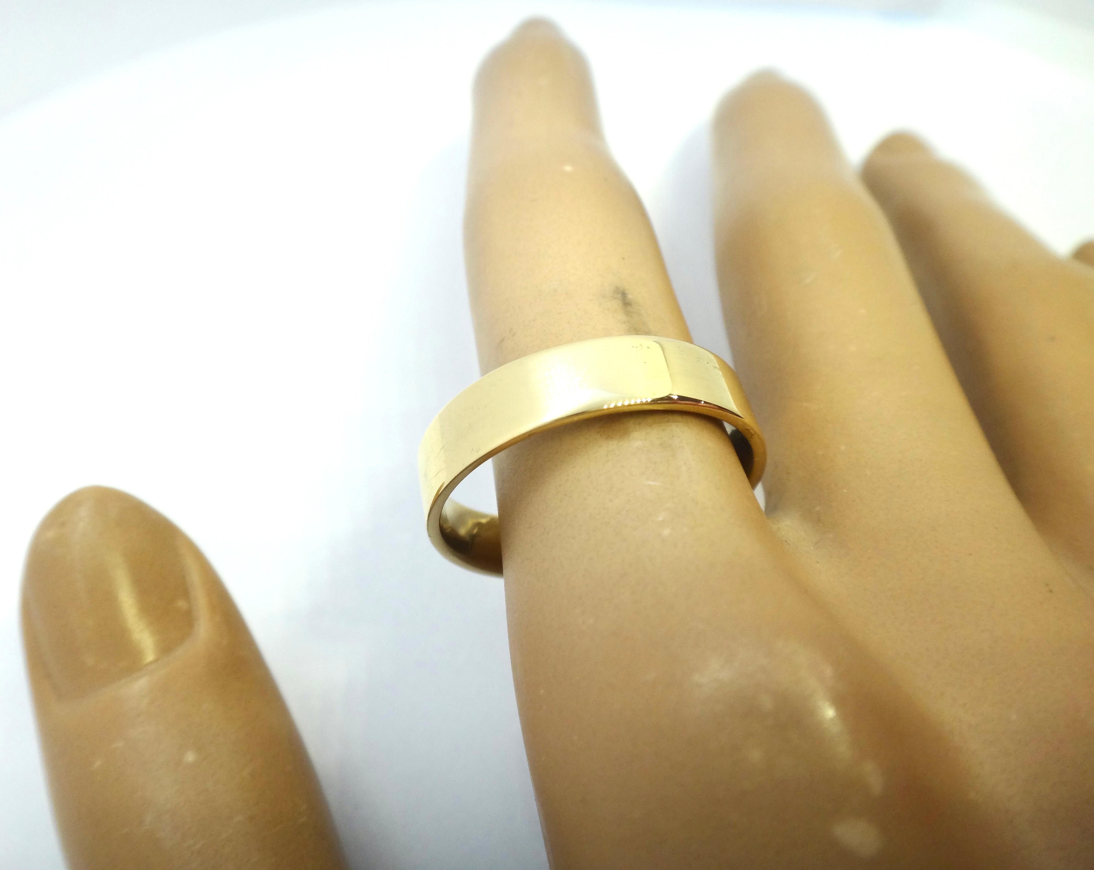 Mens 18ct Yellow GOLD Wedding Band Ring