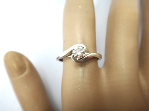 9ct White GOLD & 0.25 Carat Diamond Ring