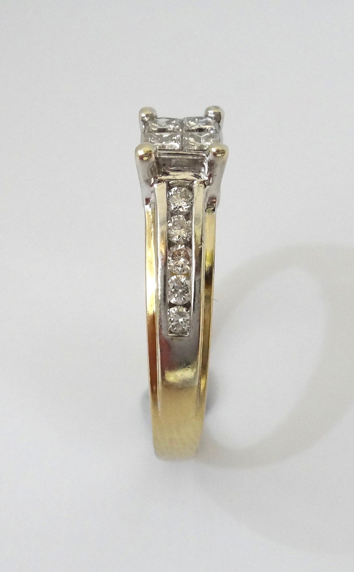 9CT GOLD, Princess & Brilliant Cut Multi Diamond Ring