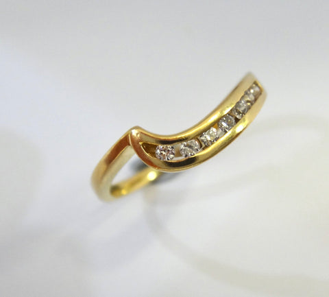 18CT Yellow GOLD & Diamond Channel Set Ring