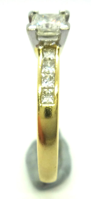 18ct Yellow GOLD & Princess Cut Diamond Ring