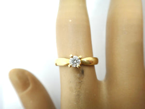 18ct Yellow GOLD & Diamond Solitaire Ring