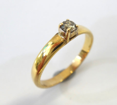 14CT Yellow GOLD & Diamond Solitaire Ring