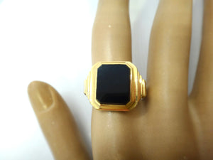 Heavy MENS 18ct Yellow Gold & Black Onyx Signet Ring