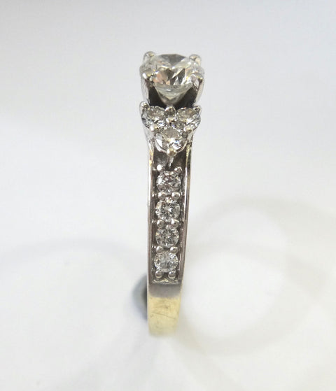 18CT GOLD & Multi Brilliant Cut DIAMOND Ring VAL $5,480