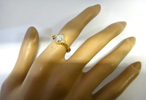 18CT GOLD & Pear Shaped Diamond Ring VAL $3,900