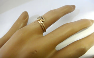 9CT GOLD & Brilliant Cut Diamond Ring
