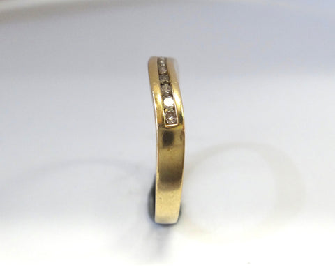 9CT GOLD & Channel Set DIAMOND Ring