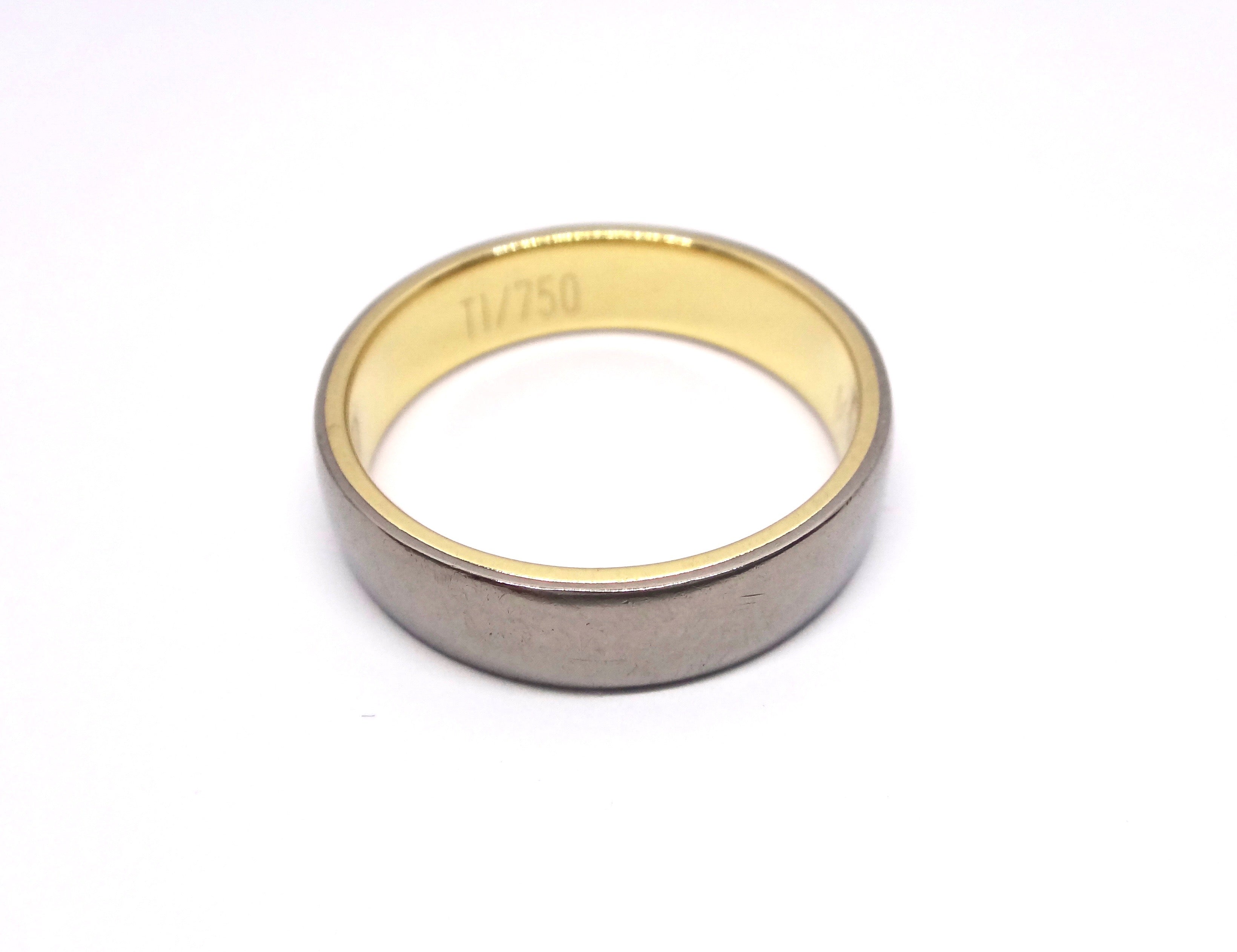 18CT Yellow GOLD & TITANIUM Wedding Band Ring