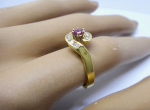18CT Yellow GOLD, Diamond & Pink Zircon Ring