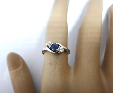 ANTIQUE 18CT GOLD, Sapphire & Diamond Ring