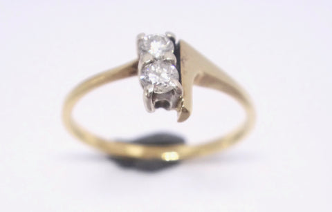 18CT Yellow GOLD & Two Stone Diamond Ring