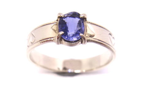 18CT White GOLD & Tanzanite Ring