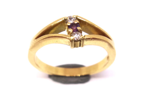 18CT Yellow Gold, Diamond & Amethyst Ring