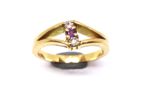 18CT Yellow Gold, Diamond & Amethyst Ring