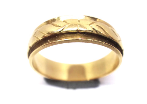 18CT Yellow GOLD Patterned Band Ring