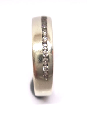 9CT White GOLD & Channel Set Diamond Band Ring